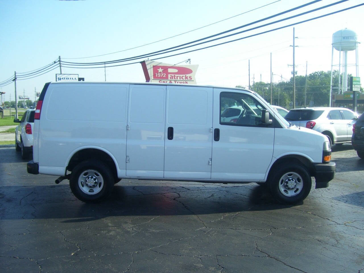 Used 2020 Chevrolet Express 2500 w/ Driver Convenience Package image 1