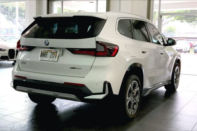 Used 2023 BMW X1 xDrive28i w/ Premium Package AWD/4WD image 6