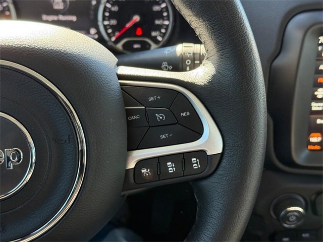 Used 2023 Jeep Renegade Limited image 20