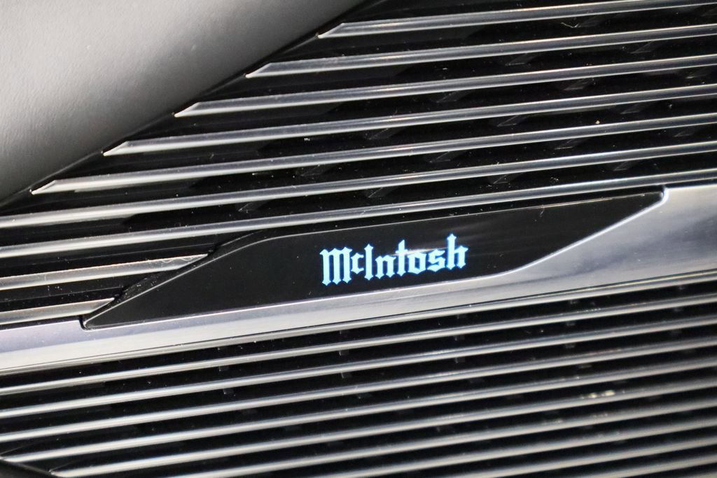 Used 2022 Jeep Grand Wagoneer Series III w/ Rear Seat Video Group 1 image 24