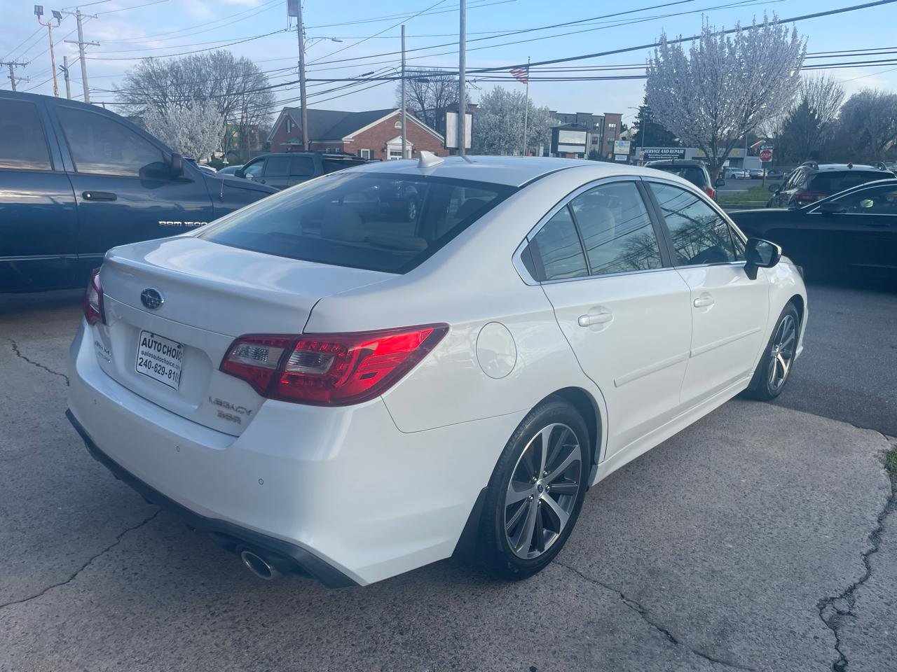 Used 2018 Subaru Legacy 3.6R Limited image 14