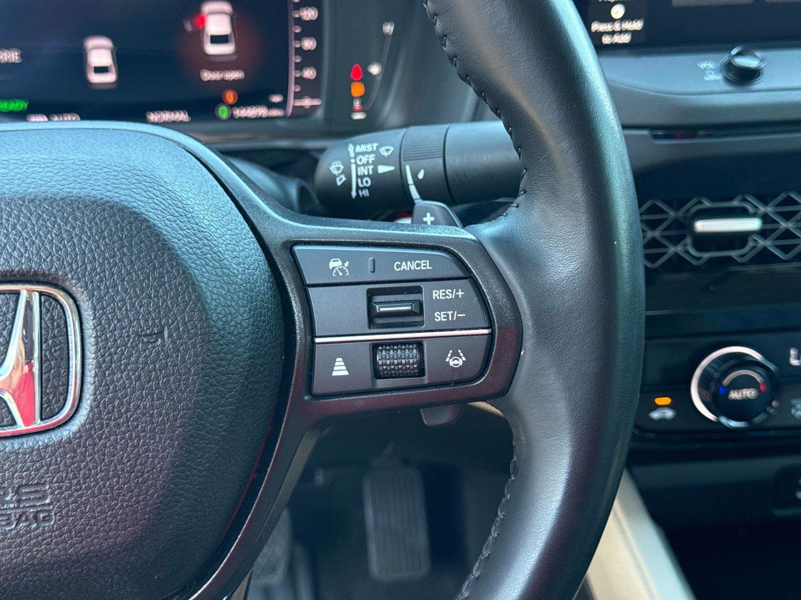 Used 2023 Honda Accord EX-L image 27