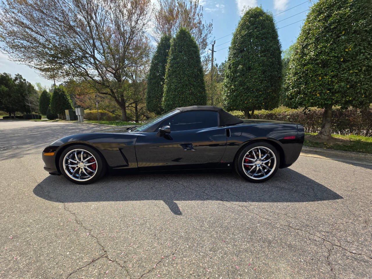 Used 2007 Chevrolet Corvette Convertible w/ Preferred Equipment Group image 4
