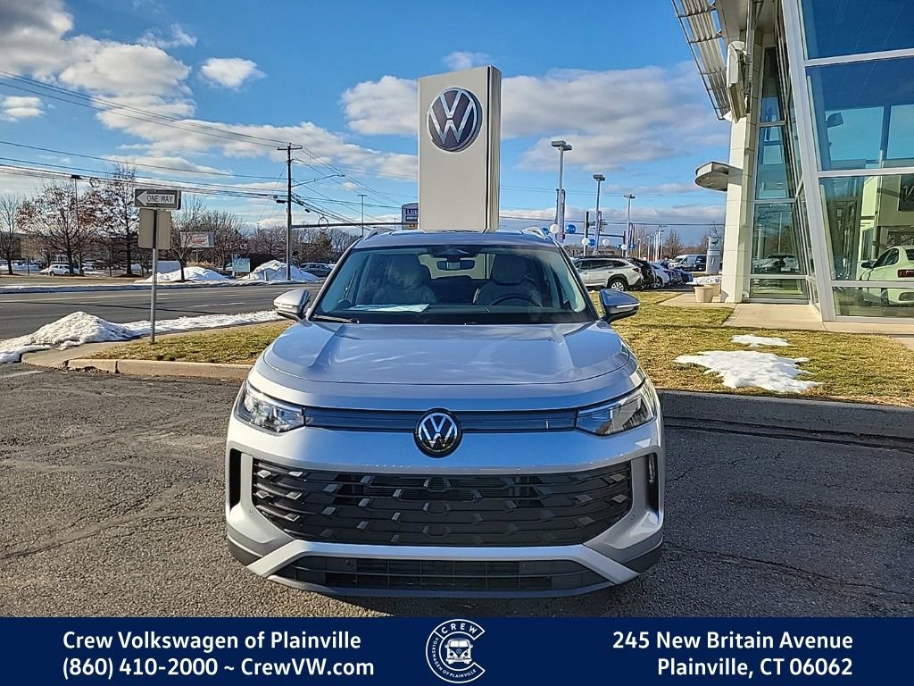 New 2026 Volkswagen Tiguan SE image 2