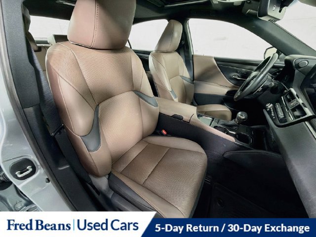Used 2024 Lexus ES 350 w/ Premium Package FWD image 33