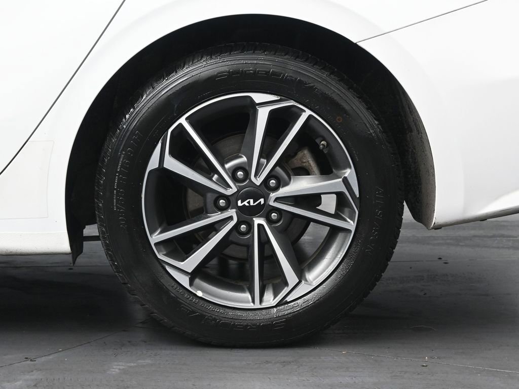 Used 2022 Kia Forte LXS image 34