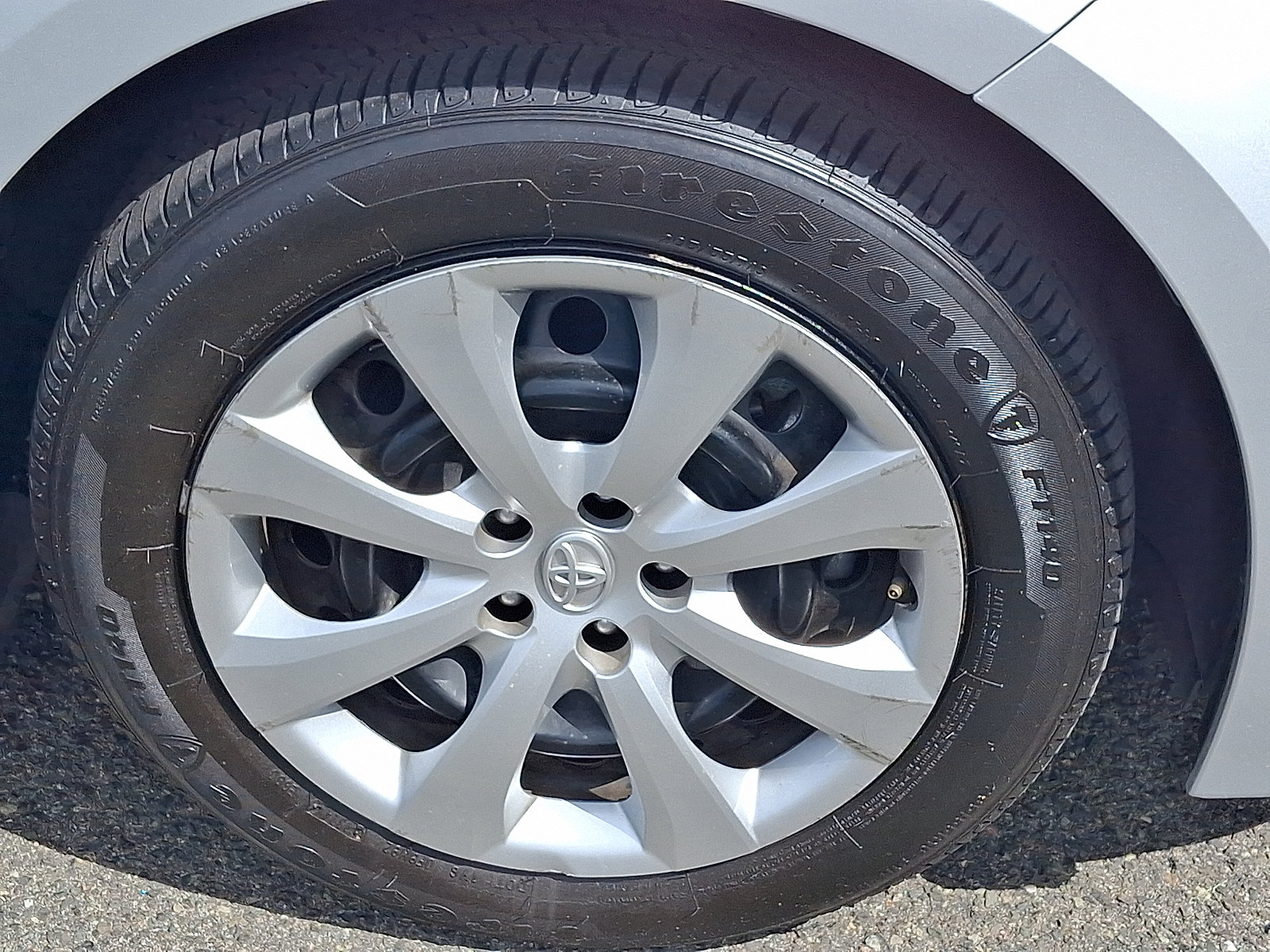 Certified 2025 Toyota Corolla LE FWD image 9