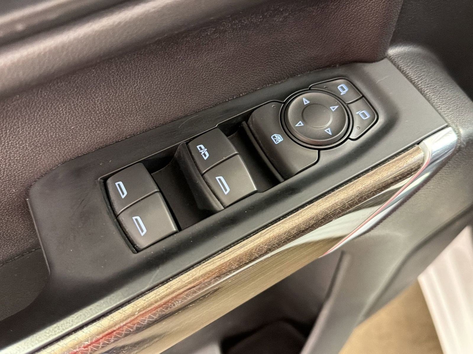 Used 2019 Chevrolet Silverado 1500 LT w/ All-Star Edition RWD image 11