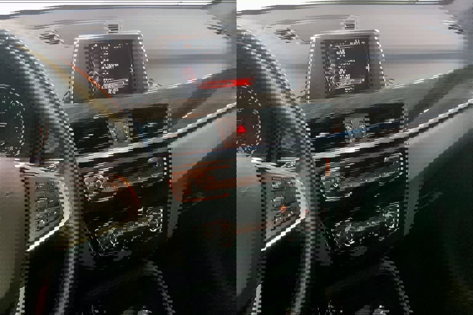 Used 2016 BMW X1 xDrive28i image 14