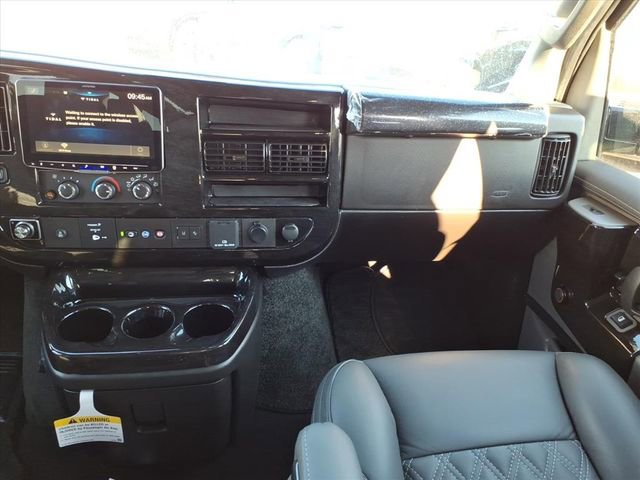 New 2026 GMC Savana 2500 w/ Driver Convenience Package image 15