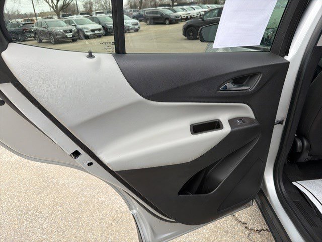 Used 2018 Chevrolet Equinox LS image 12
