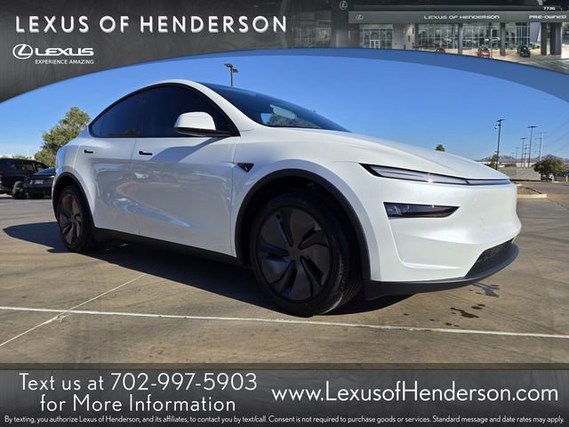 Used 2026 Tesla Model Y 2WD image 1