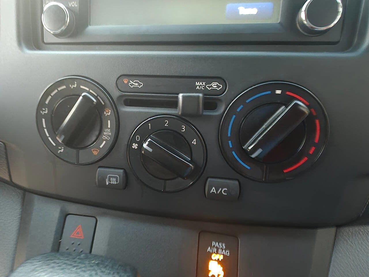 Used 2017 Nissan NV200 SV w/ Technology Package image 24