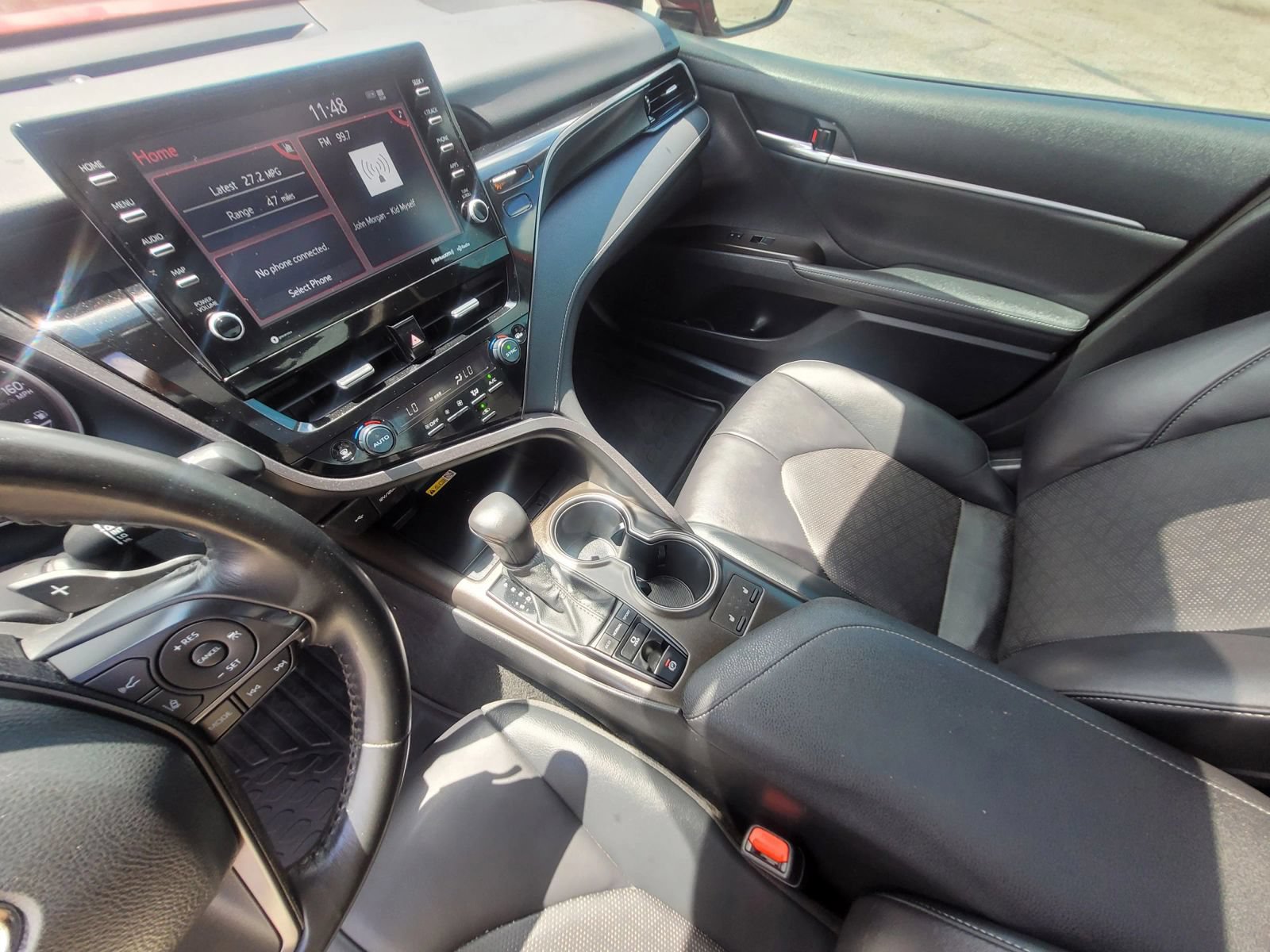 Used 2022 Toyota Camry XSE FWD image 15