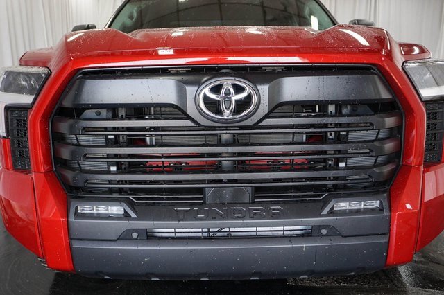 Used 2024 Toyota Tundra SR5 image 3