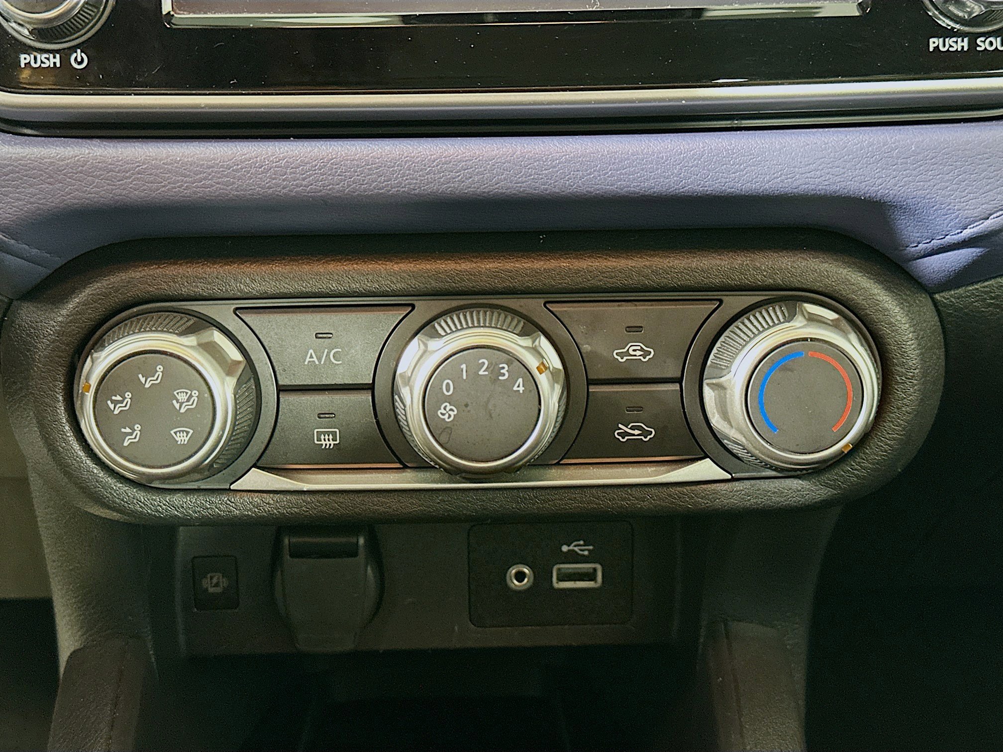 Used 2023 Nissan Versa SV image 23