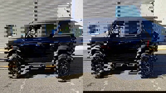 Certified 2023 Ford Bronco Wildtrak image 5