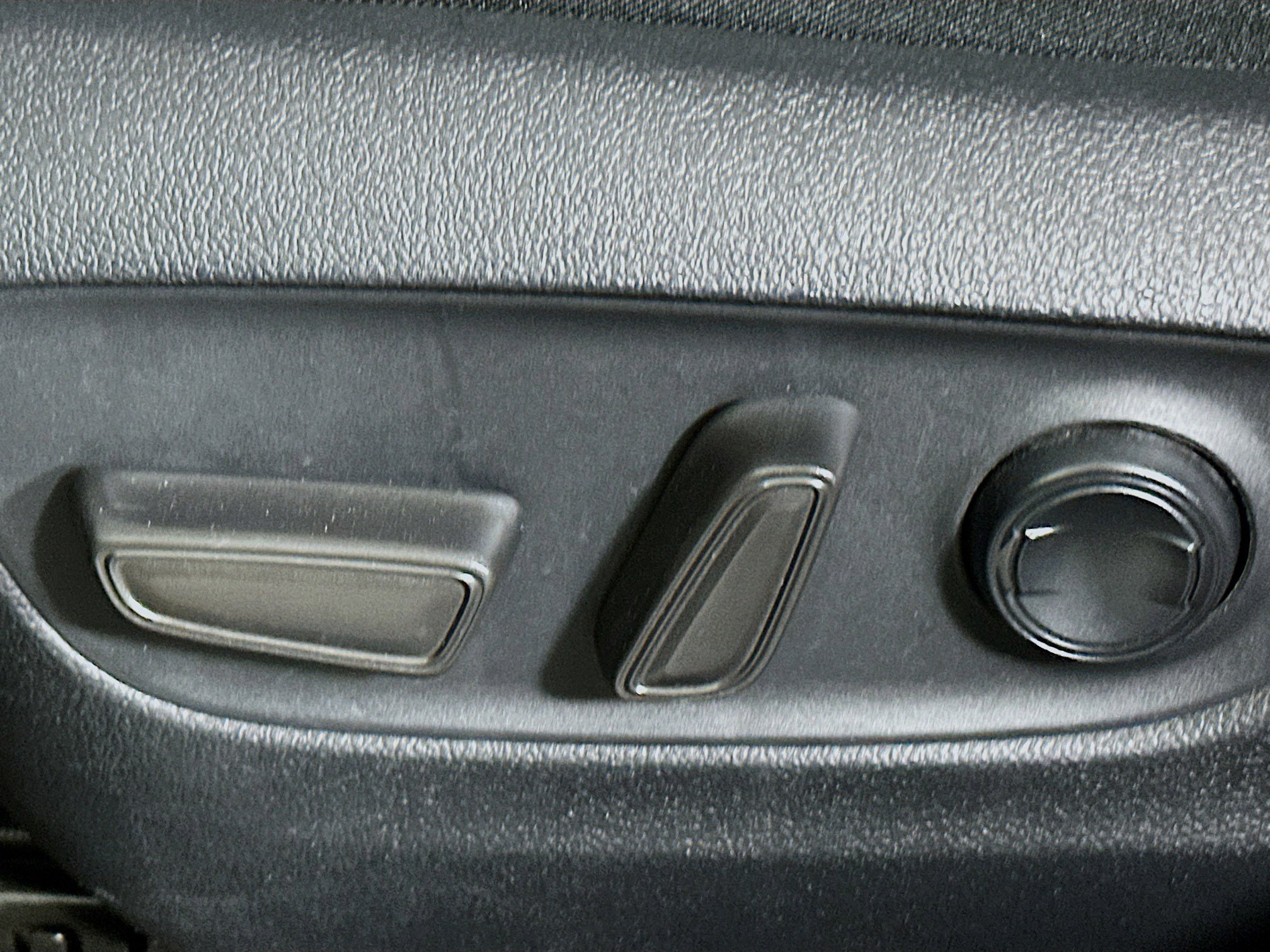 Used 2024 Toyota RAV4 XLE image 13