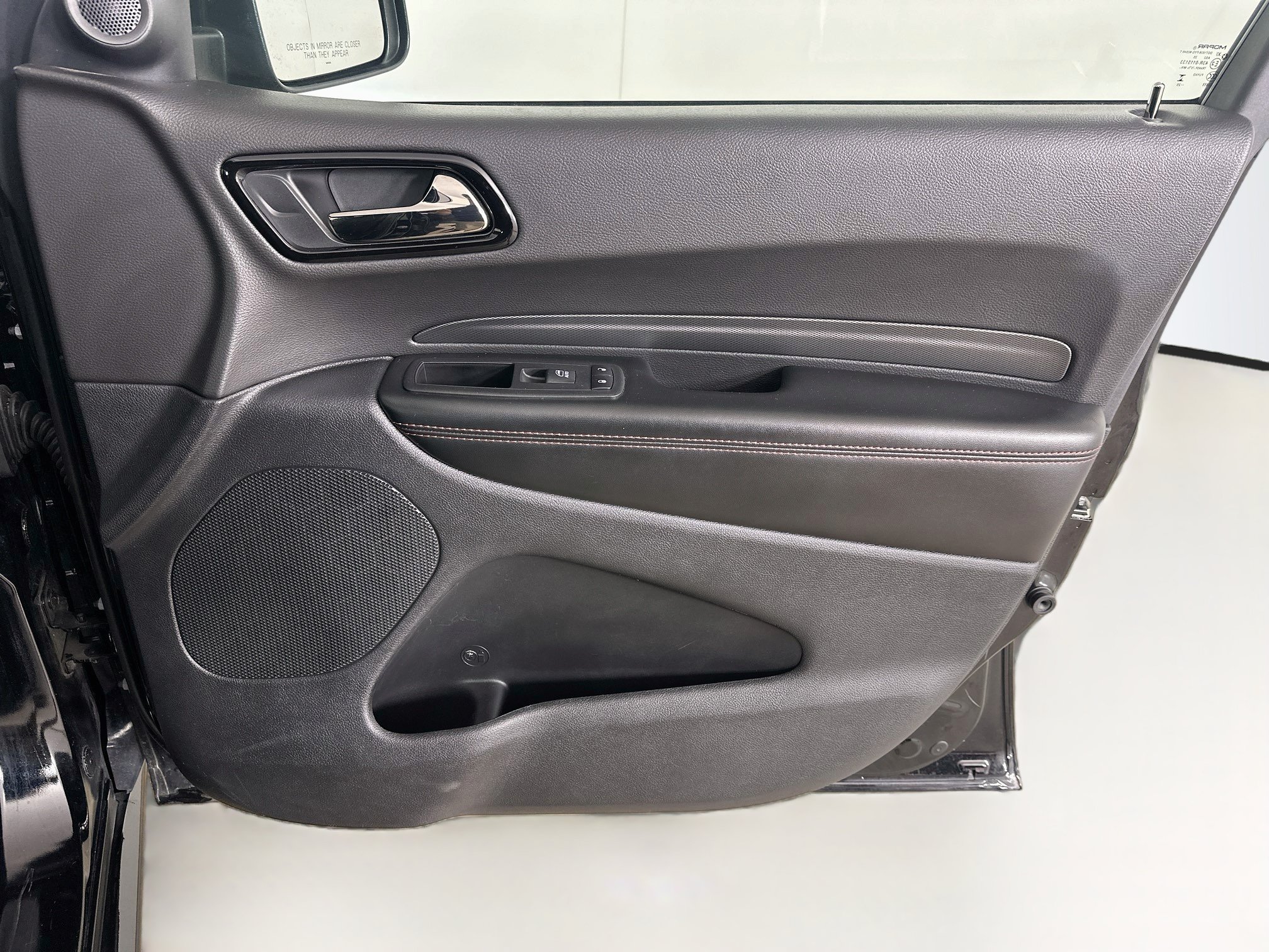 Used 2025 Dodge Durango GT RWD image 34