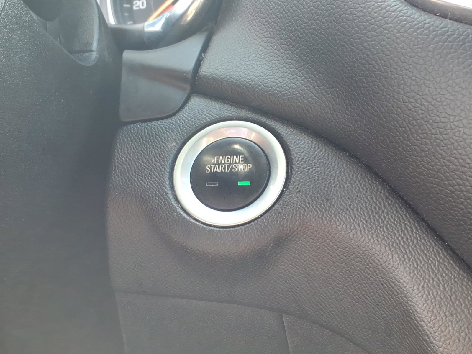 Used 2020 Chevrolet Equinox LT image 16