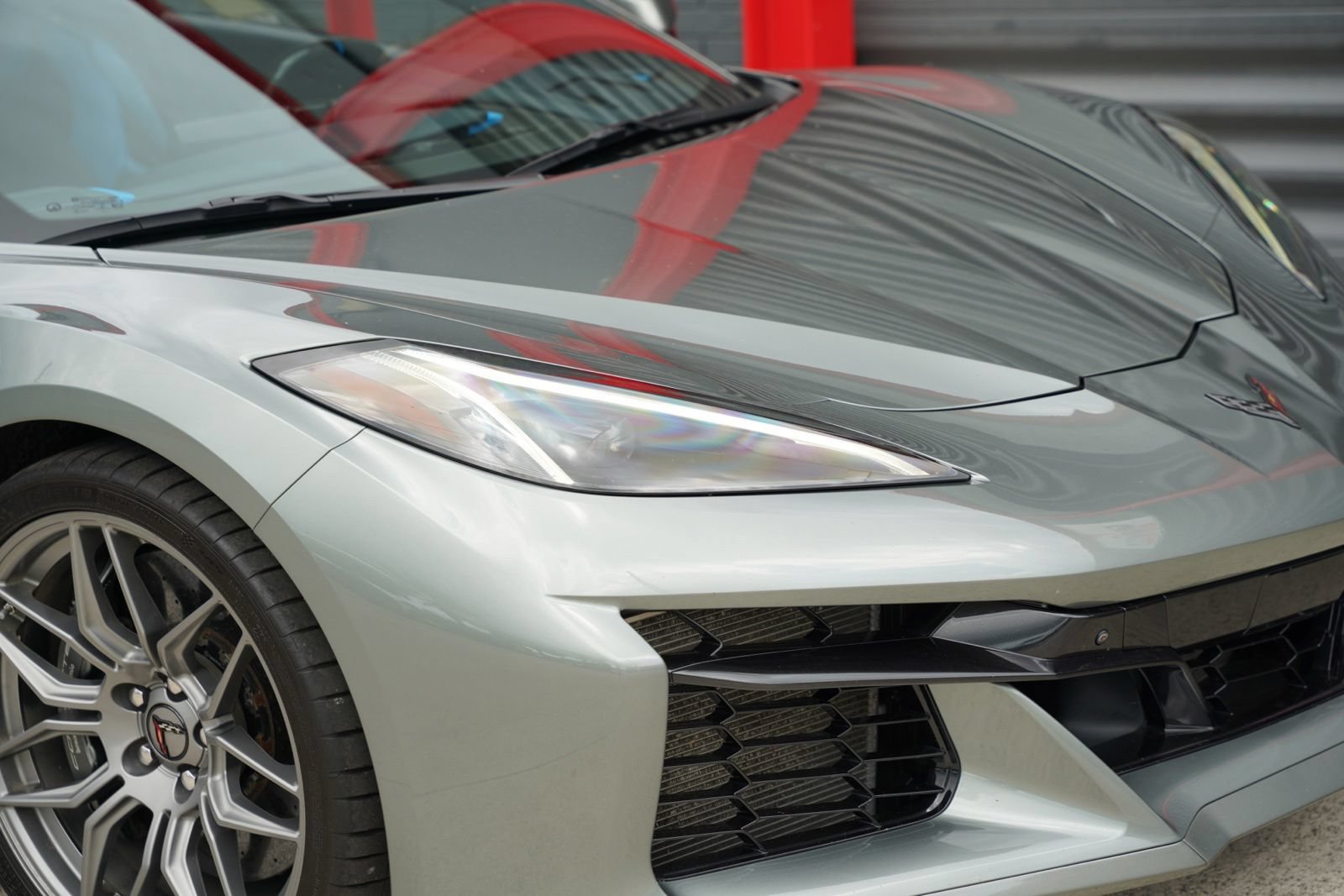 Used 2023 Chevrolet Corvette Z06 RWD image 8