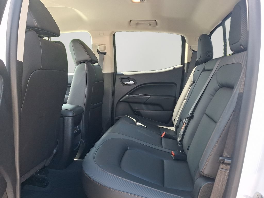 Used 2022 GMC Canyon AT4 w/ Trailering Package AWD/4WD image 8
