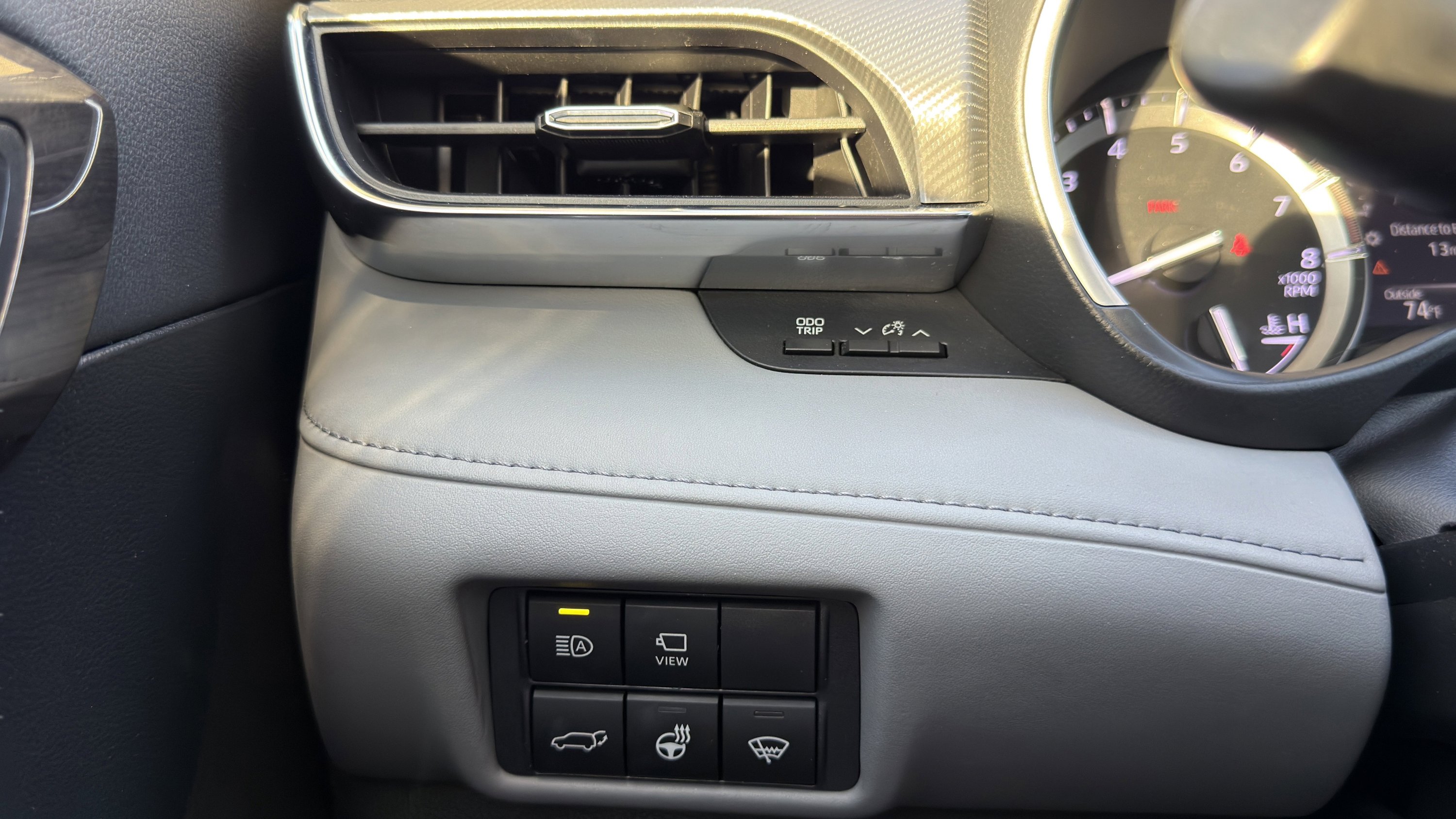 Used 2021 Toyota Highlander Platinum image 57