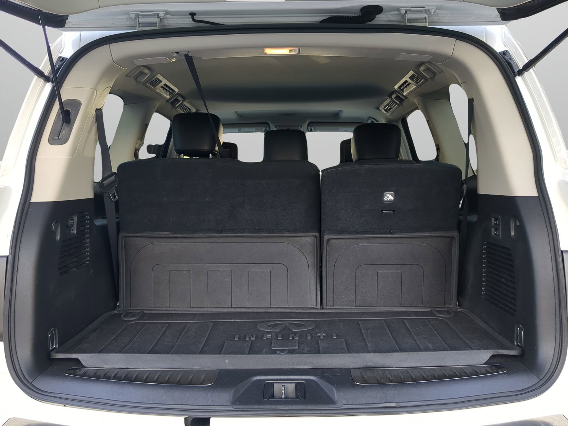 Used 2019 INFINITI QX80 Luxe w/ Proactive Package AWD/4WD image 46