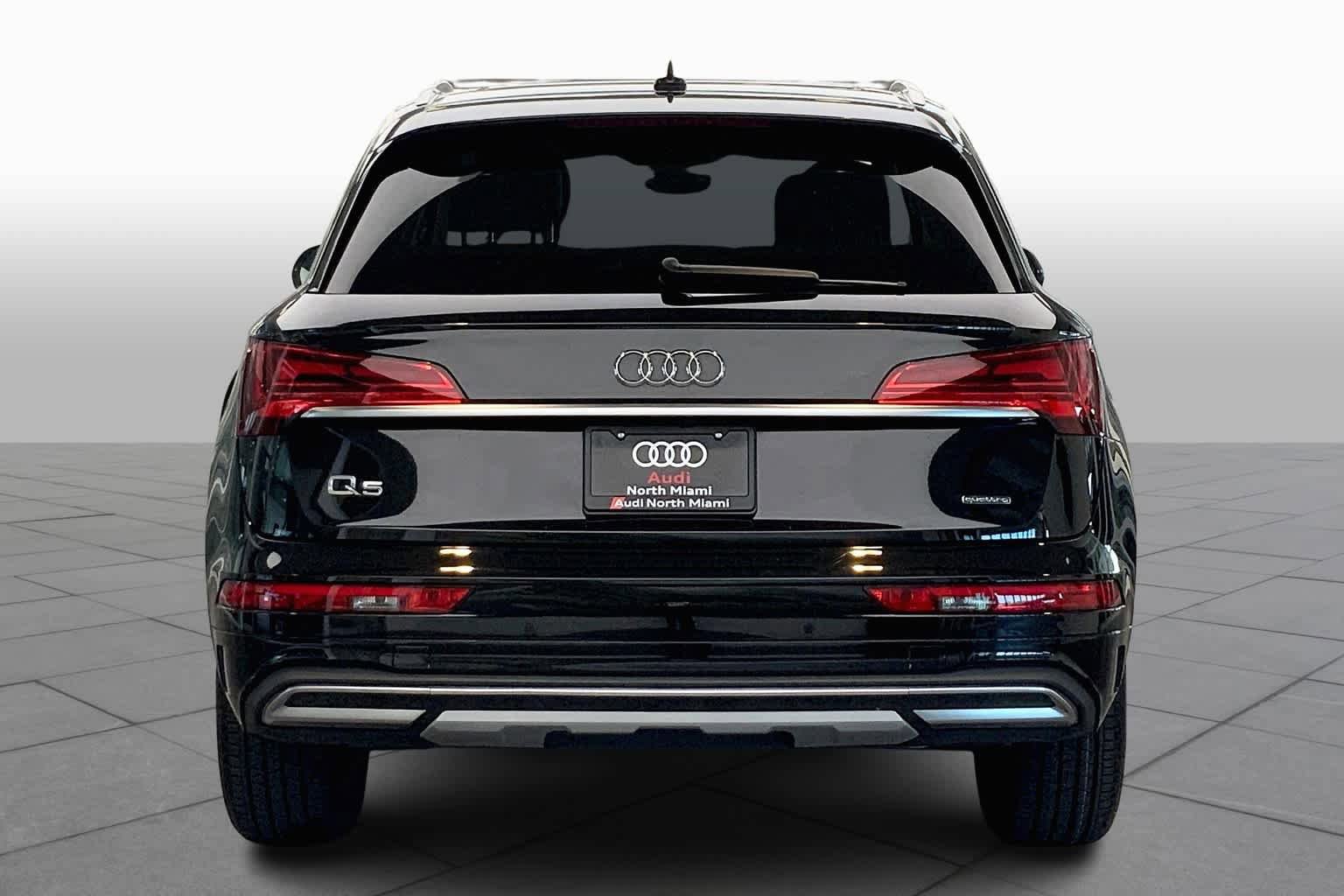 Used 2021 Audi Q5 2.0T Premium Plus w/ Premium Plus Package AWD/4WD image 5