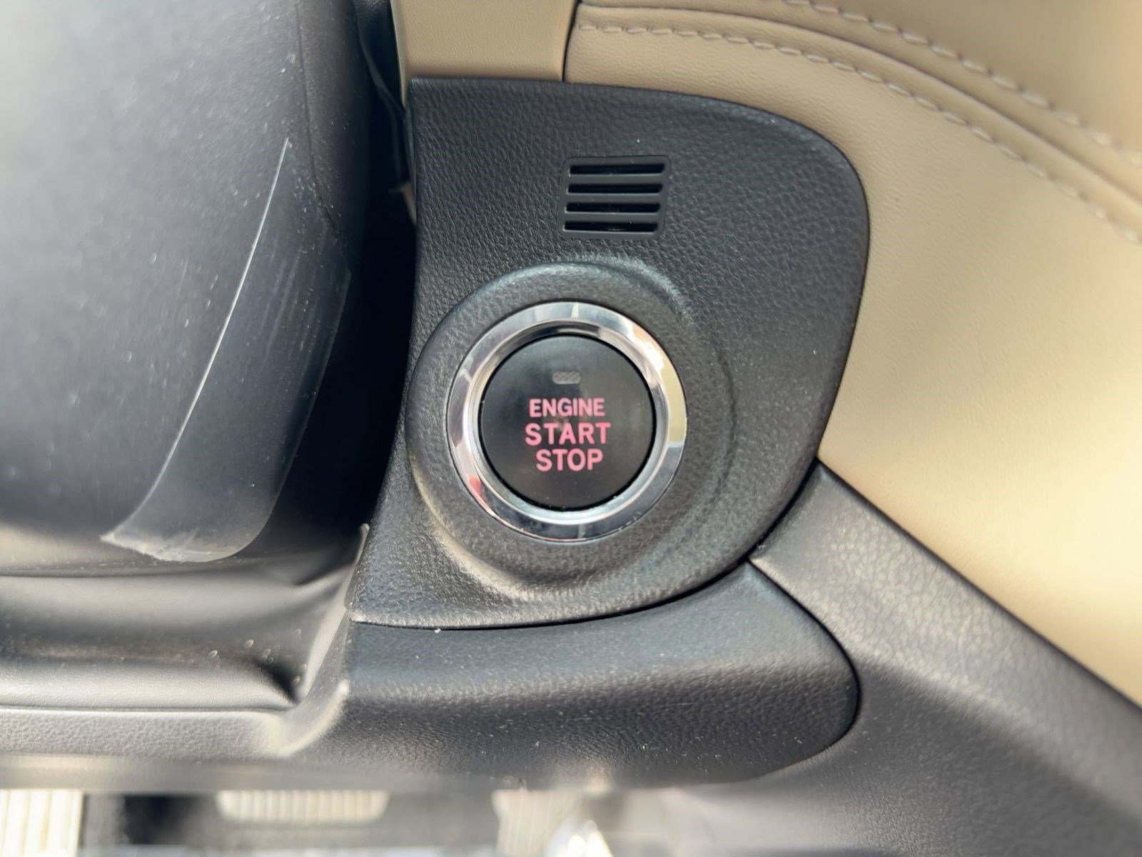 Used 2023 Subaru Outback Limited image 27