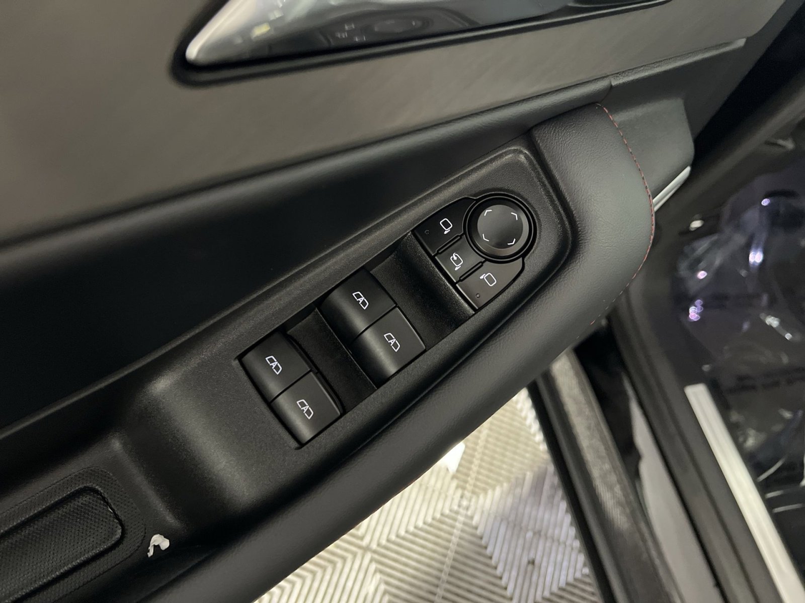 Used 2024 Acura ZDX A-Spec image 15