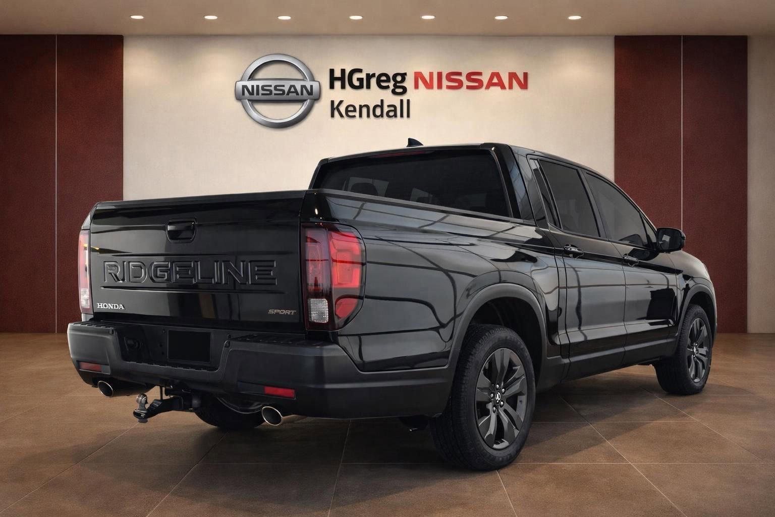 Used 2025 Honda Ridgeline Sport image 4
