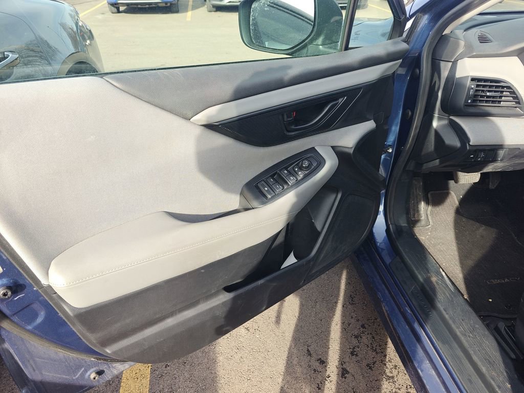 Used 2020 Subaru Legacy image 5
