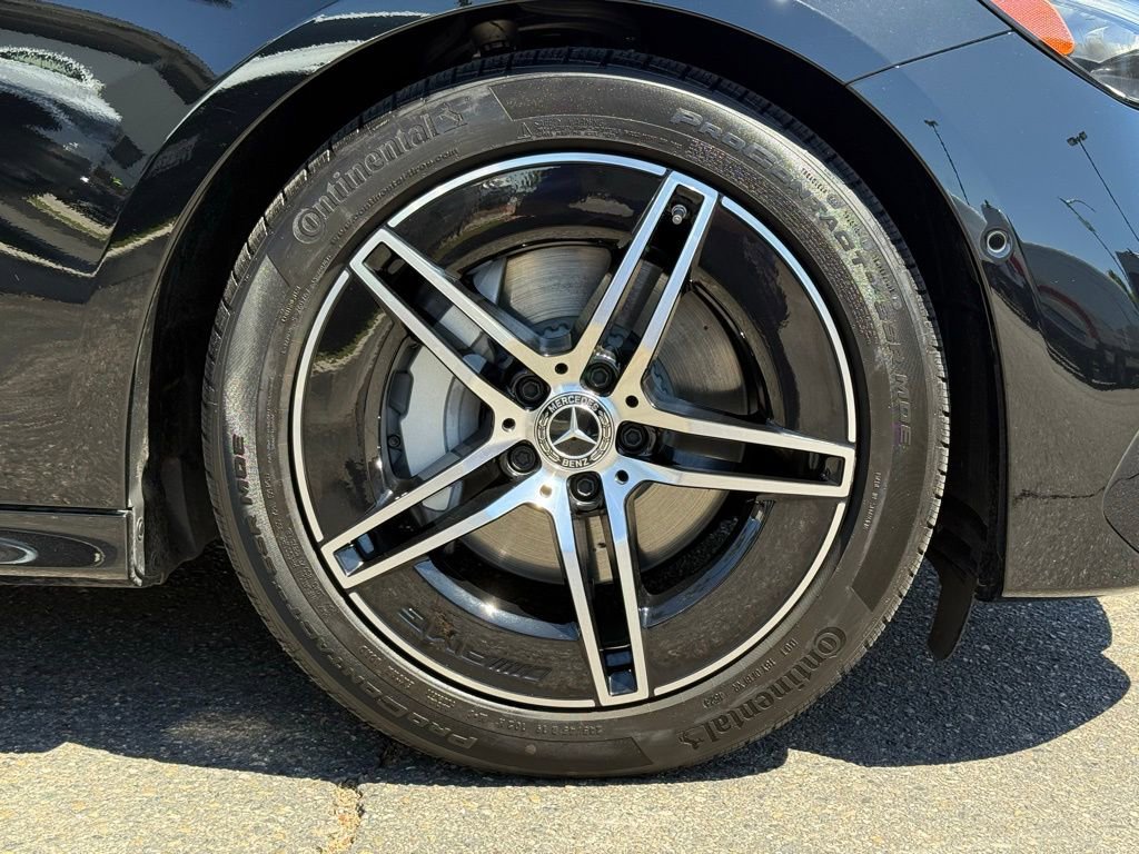 Used 2025 Mercedes-Benz E 350 Sedan image 15