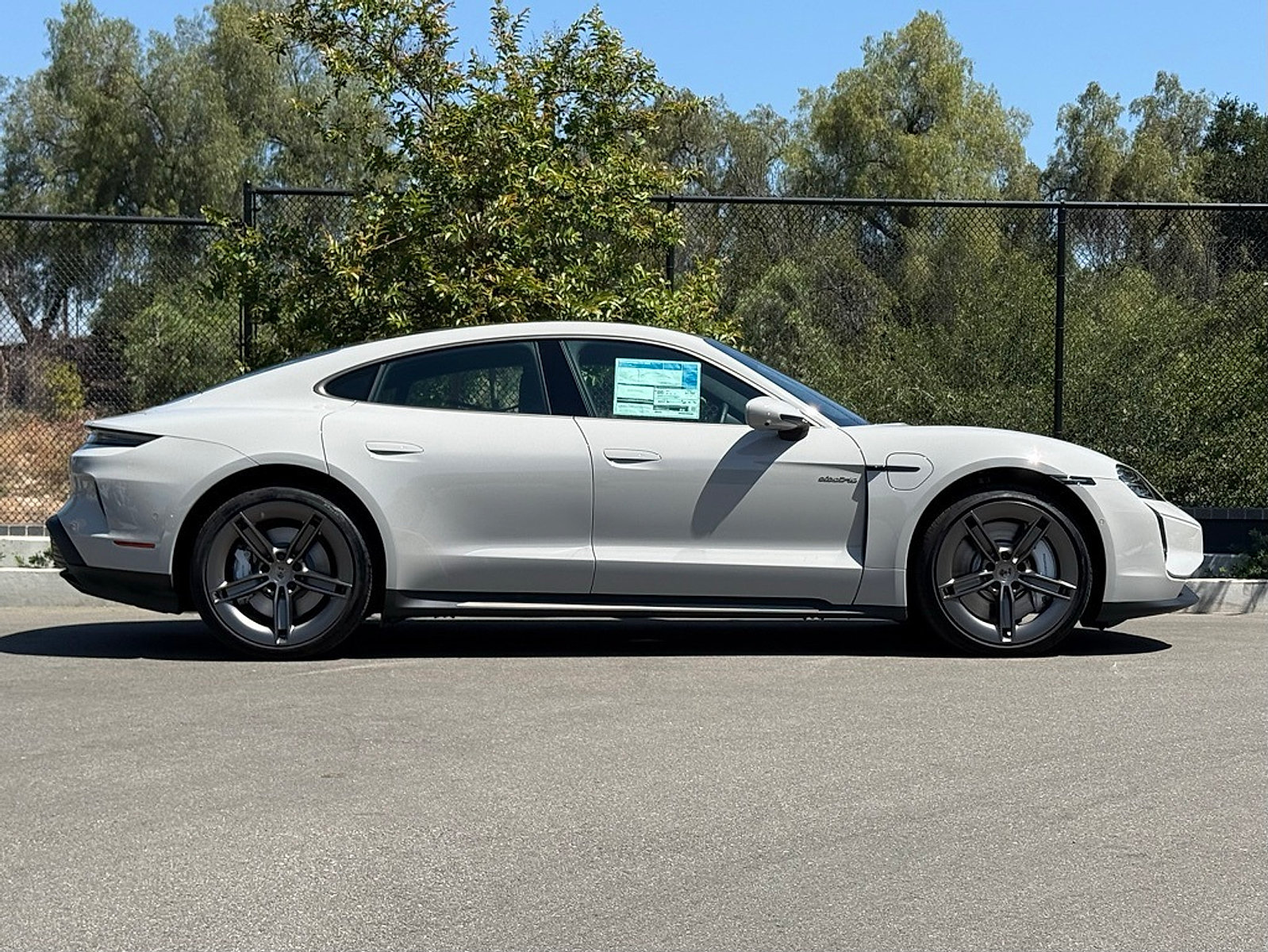 New 2025 Porsche Taycan Turbo AWD/4WD image 8