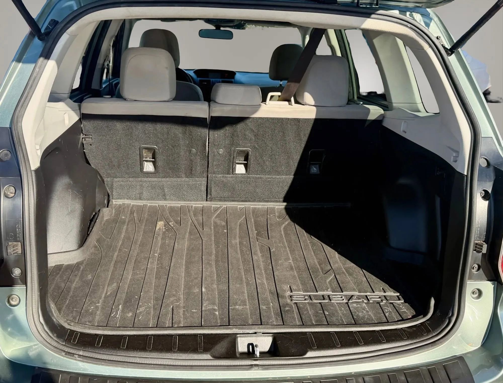 Used 2014 Subaru Forester 2.5i Premium w/ All-Weather Package image 7