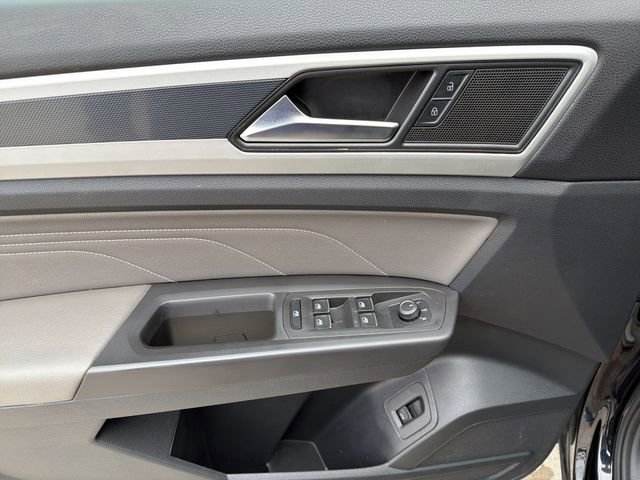 Used 2023 Volkswagen Atlas Cross Sport SEL image 15