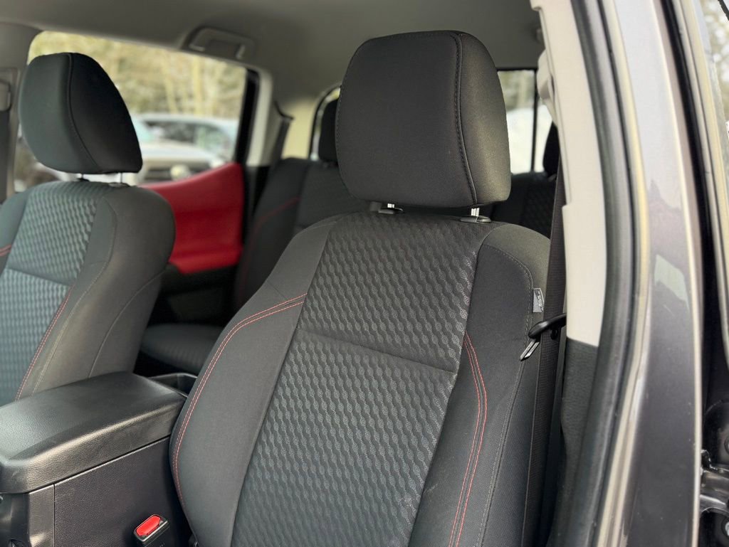 Used 2023 Toyota Tacoma SR5 image 7