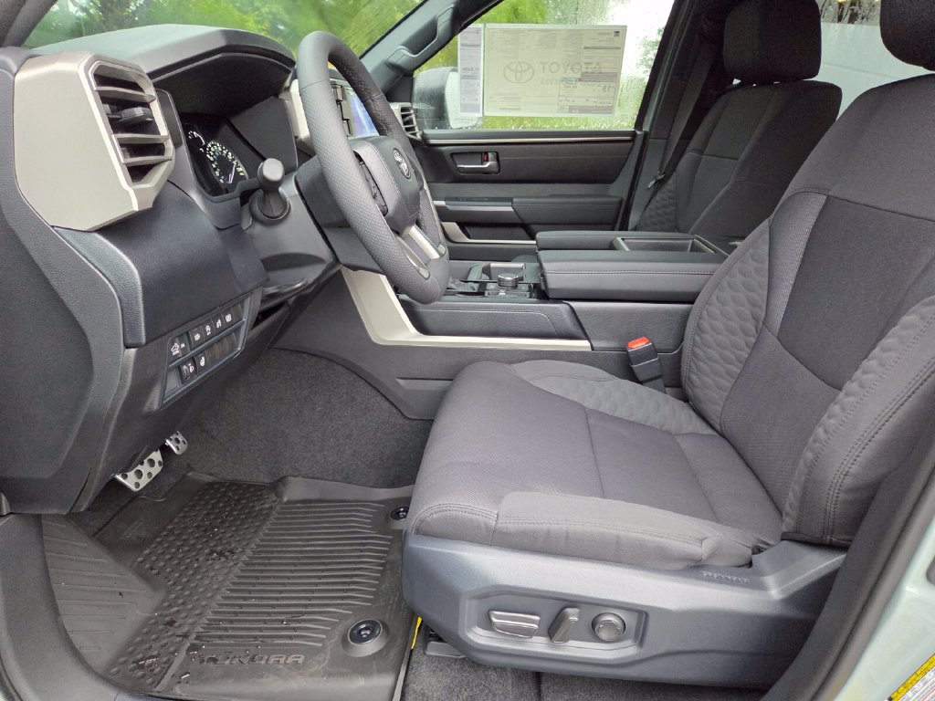 New 2026 Toyota Tundra SR5 AWD/4WD image 24