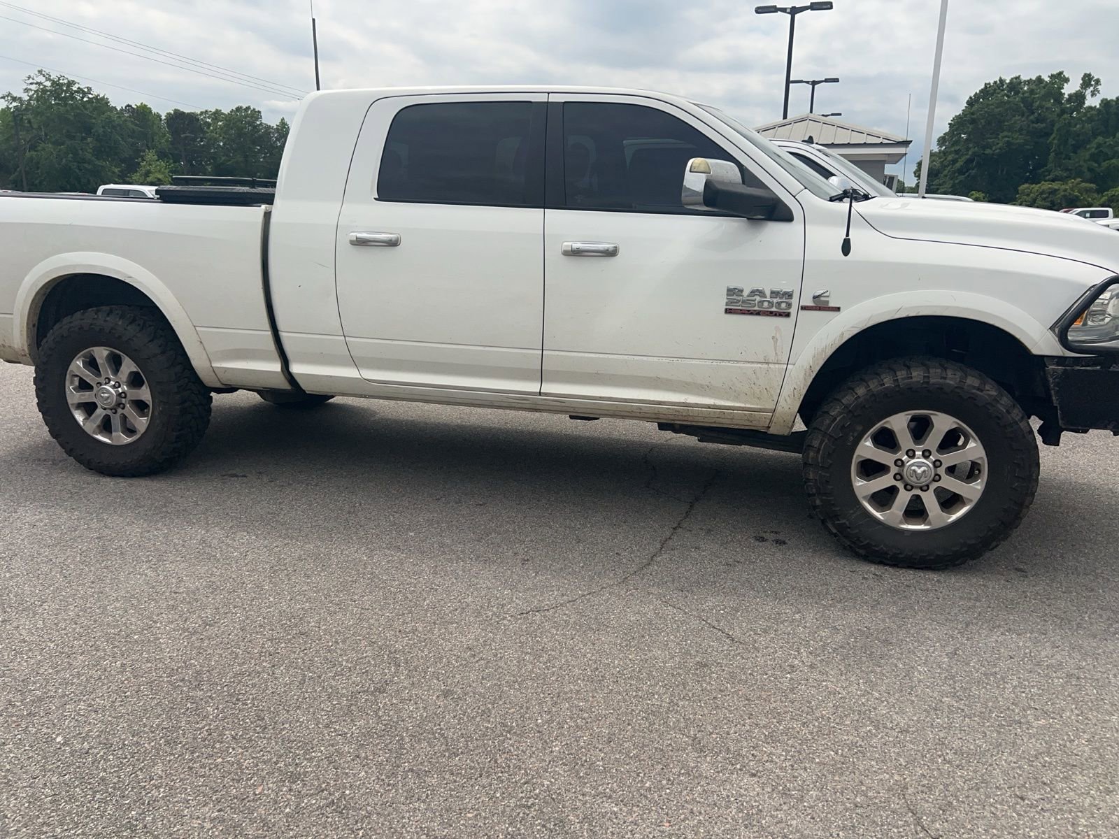 Used 2015 RAM 2500 Laramie w/ Convenience Group AWD/4WD image 1