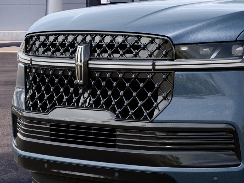New 2027 Lincoln Navigator Reserve w/ Jet Appearance Package AWD/4WD image 17