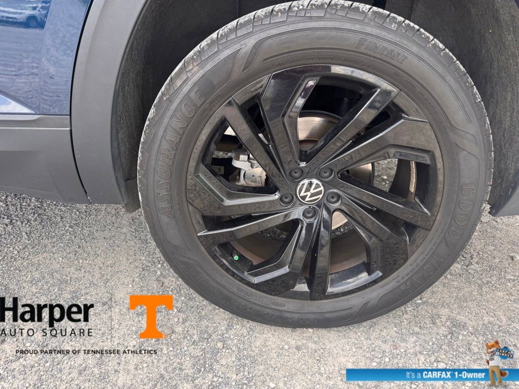 Used 2023 Volkswagen Atlas SE w/ Panoramic Sunroof Package AWD/4WD image 19