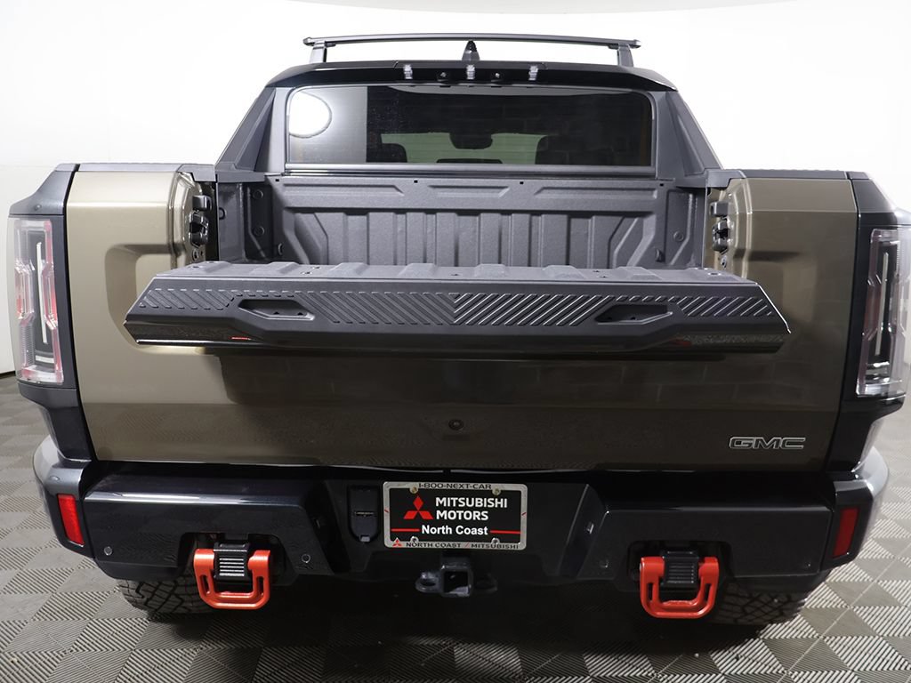 Used 2025 GMC Hummer EV 2X w/ Extreme Off-Road Package AWD/4WD image 18