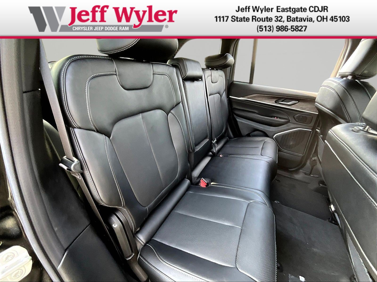 New 2027 Jeep Grand Cherokee Limited AWD/4WD image 20