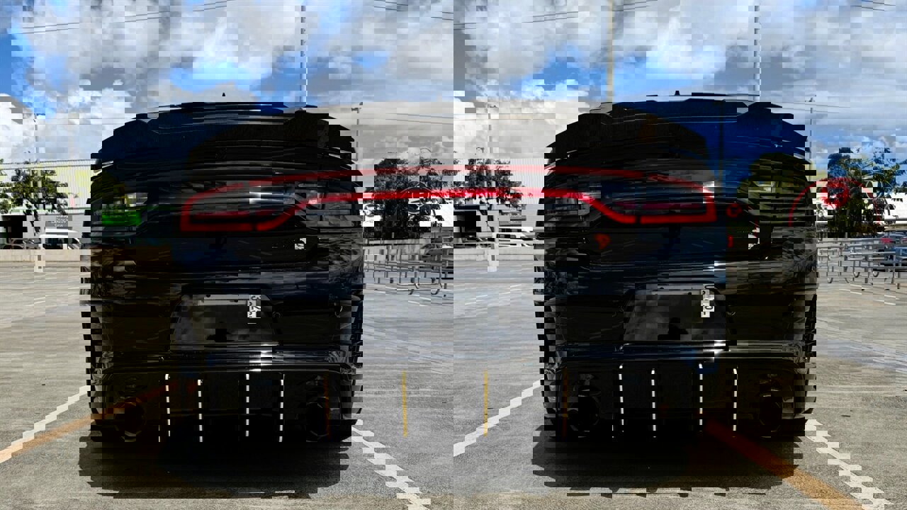 Used 2023 Dodge Charger SRT Hellcat w/ Harman/Kardon Audio Group image 4