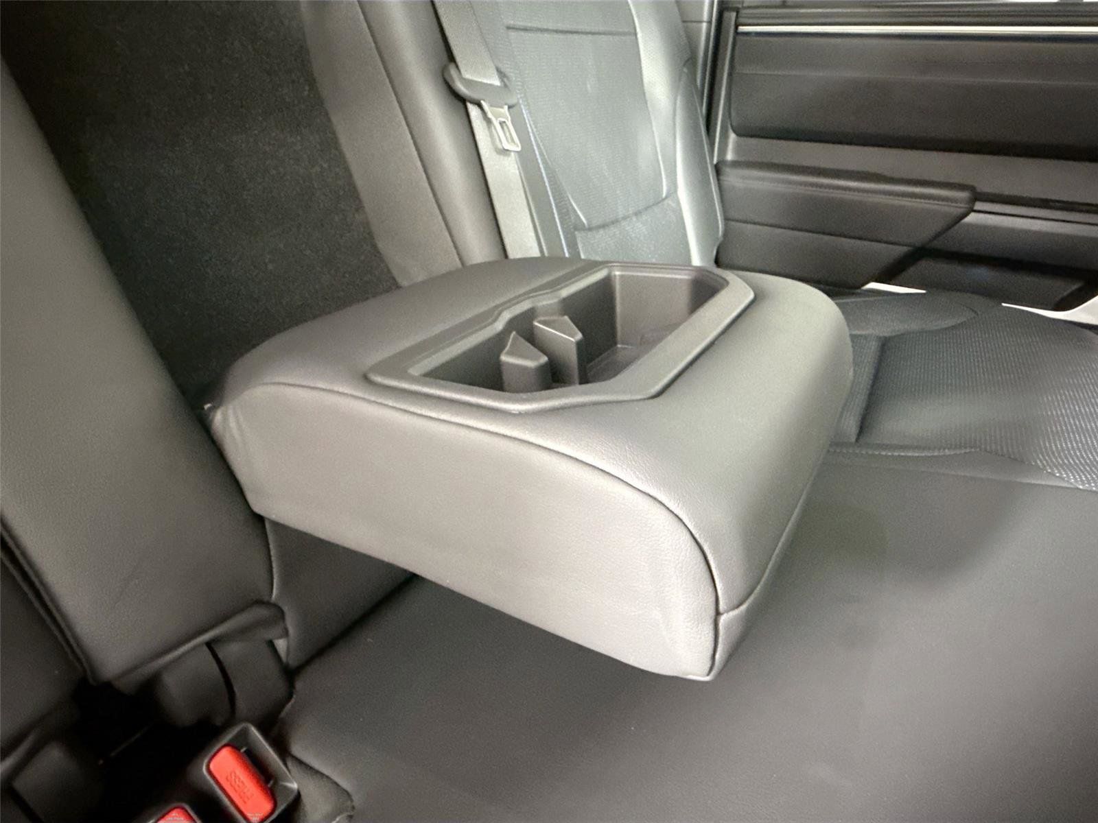 Used 2024 Toyota Tundra Platinum image 41