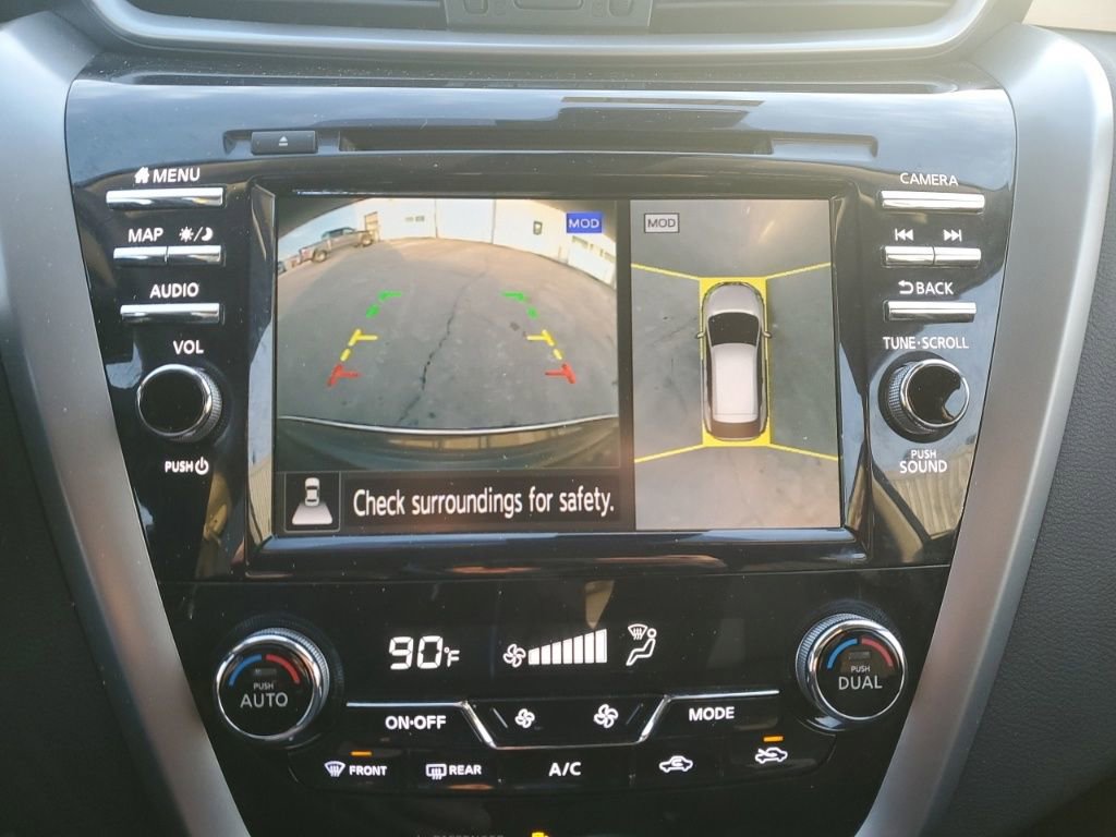 Used 2023 Nissan Murano SL image 16