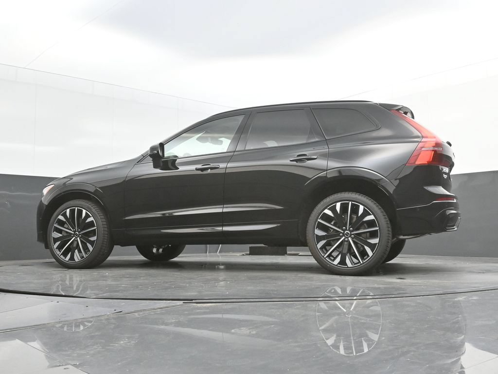 New 2026 Volvo XC60 B5 Ultra w/ Climate Package AWD/4WD image 31