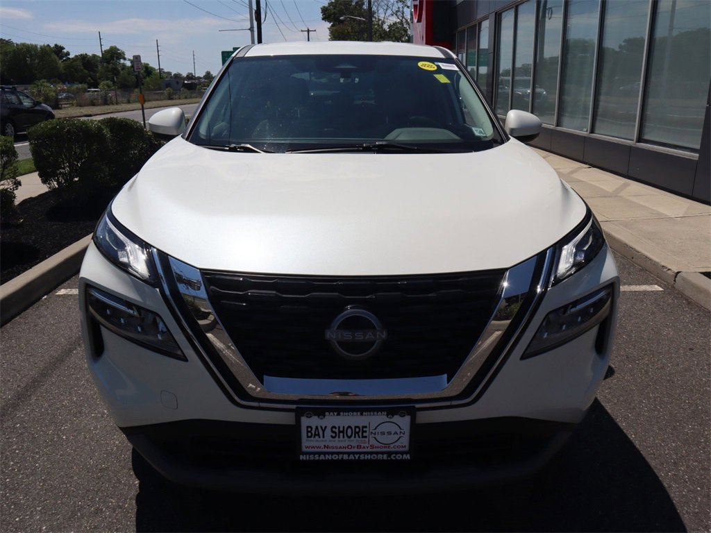 Certified 2023 Nissan Rogue SV image 5