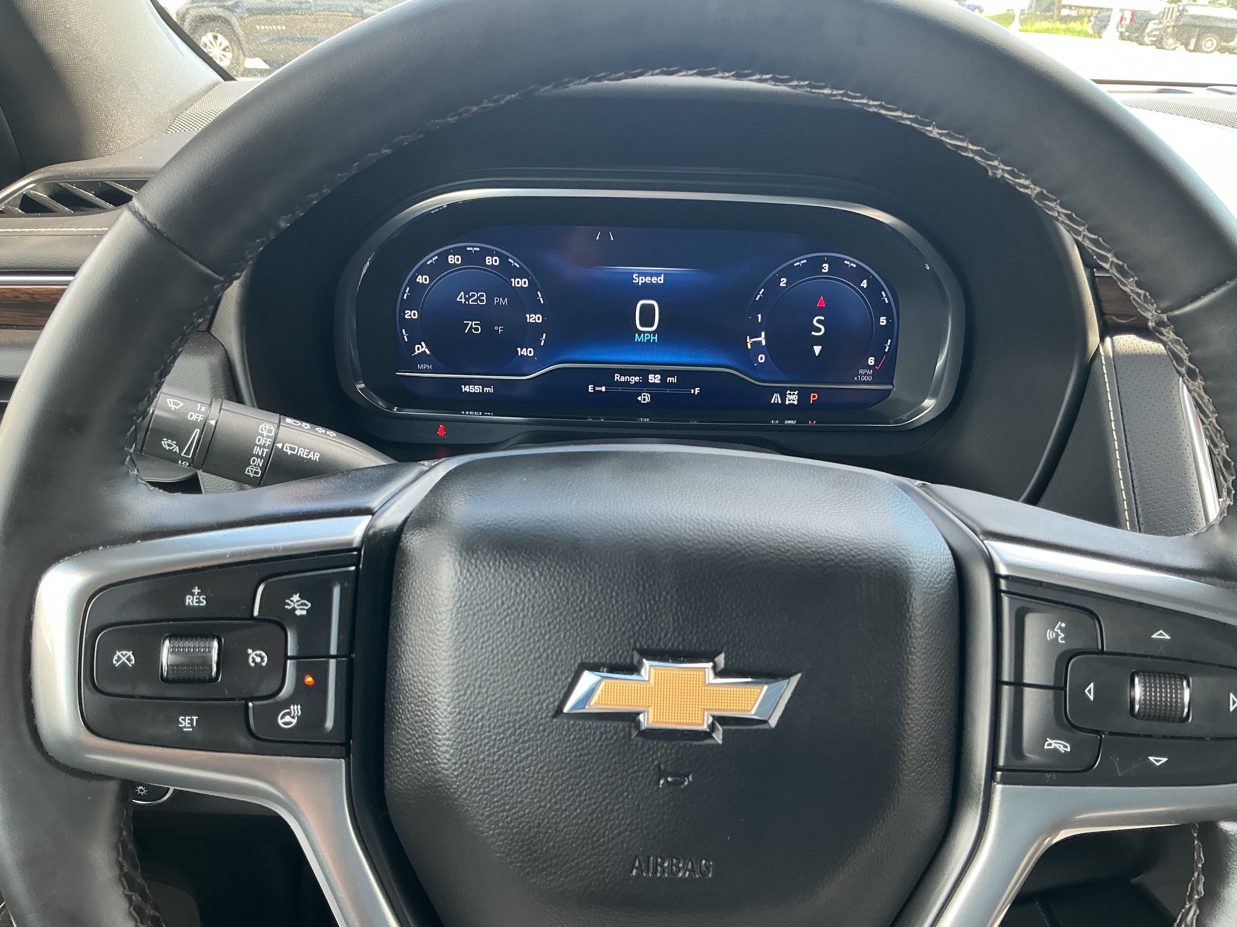 Certified 2024 Chevrolet Tahoe Premier AWD/4WD image 9